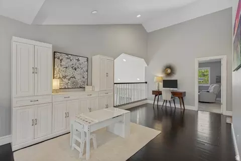 Entry Way - 3165 E 3935 S, Holladay, UT 84124 photo 6 of 9