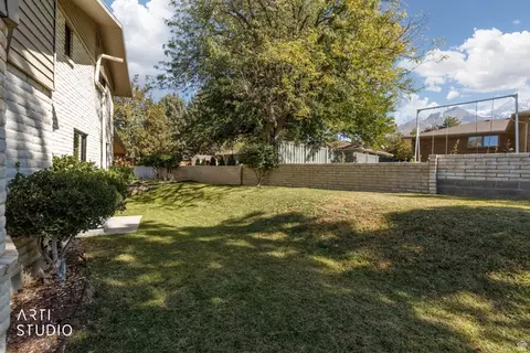 Exterior - 2343 E Germania, Sandy, UT 84093 photo 10 of 11