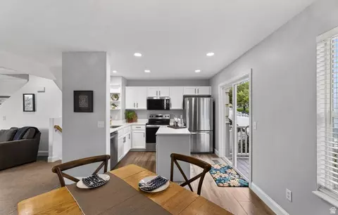 Dining - 436 E Braidhill Dr #251, Draper, UT 84020 photo 1 of 3
