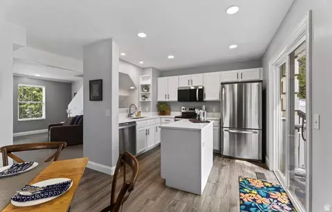 Kitchen - 436 E Braidhill Dr #251, Draper, UT 84020 photo 3 of 3