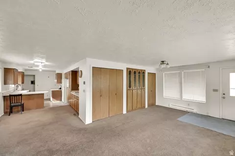Living - 3046 S 400 W, Bountiful, UT 84010 photo 3 of 3
