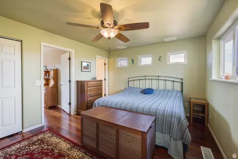 Bedroom - 1687 Highland Dr N, Moab, UT 84532 photo 2 of 5