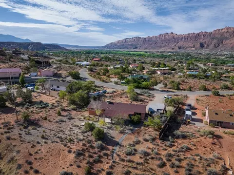 View/Area - 1687 Highland Dr N, Moab, UT 84532 photo 3 of 5