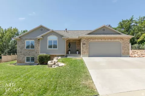 1181 E 5700 S, South Ogden, UT 84405