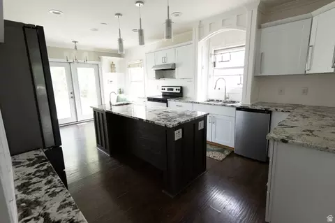 Kitchen - 665 E 1000 S, Clearfield, UT 84015 photo 1 of 3