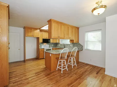 Kitchen - 546 S 20 E, Orem, UT 84058 photo 1 of 4