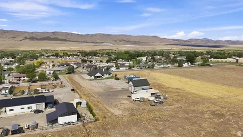 View/Area - 461 S 300 E, Mona, UT 84645 photo 5 of 6