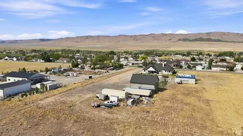 View/Area - 461 S 300 E, Mona, UT 84645 photo 3 of 6