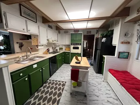 Kitchen - 419 S 200 E, Helper, UT 84526 photo 1 of 4