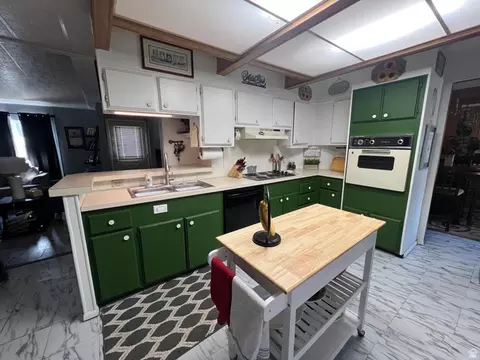 Kitchen - 419 S 200 E, Helper, UT 84526 photo 2 of 4