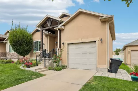 7928 S Ranchhand Rd W, West Jordan, UT 84081