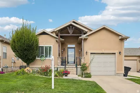 7928 S Ranchhand Rd W, West Jordan, UT 84081