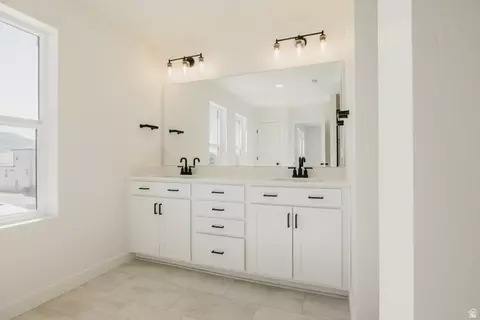 Bath - 1082 E Antelope Dr #608, Eagle Mountain, UT 84005 photo 1 of 1