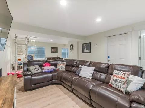 Living - 2139 E Summit Way N, Eagle Mountain, UT 84005 photo 3 of 4