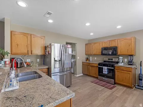 Kitchen - 2139 E Summit Way N, Eagle Mountain, UT 84005 photo 1 of 2