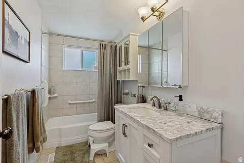 Bath - 730 E Geranium St, Sandy, UT 84094 photo 1 of 1