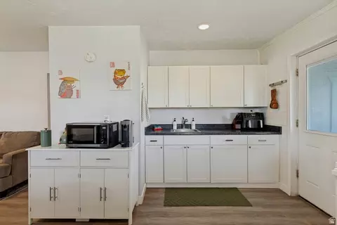 Kitchen - 730 E Geranium St, Sandy, UT 84094 photo 1 of 2