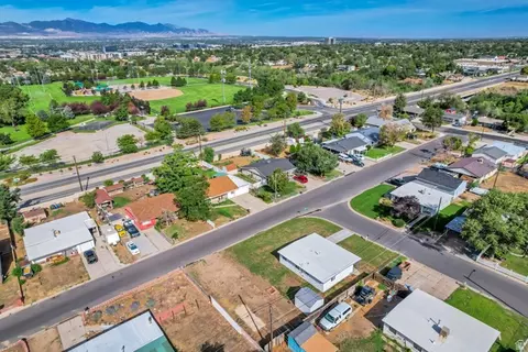View/Area - 730 E Geranium St, Sandy, UT 84094 photo 5 of 7