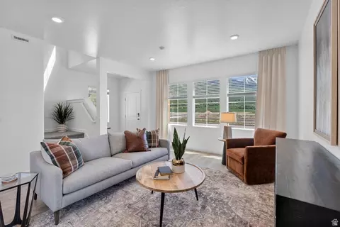 Living - 2027 E Corriente Dr, Salem, UT 84653 photo 2 of 2