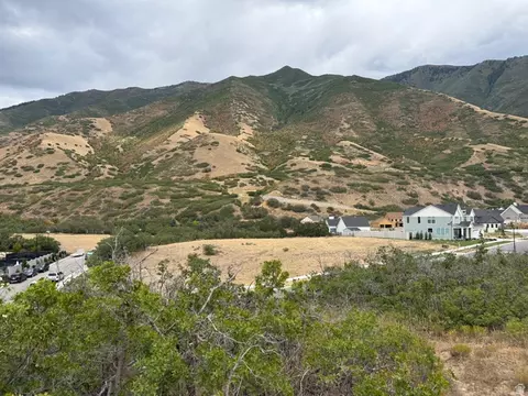 3235 S Twin Holw E #32, Mapleton, UT 84664 photo 11