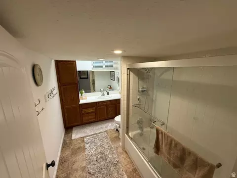 Bath - 1360 S Carterville Rd, Orem, UT 84097 photo 1 of 7