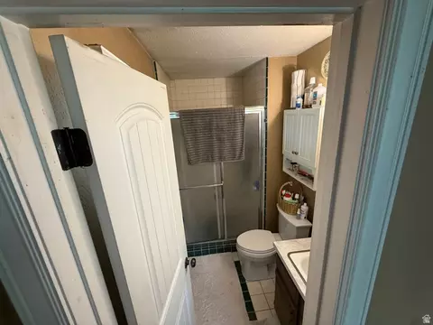 Bath - 1360 S Carterville Rd, Orem, UT 84097 photo 7 of 7