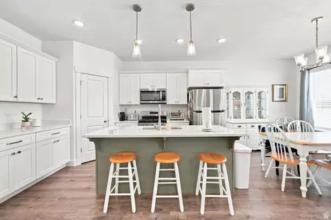 Kitchen - 4732 S Alder Dr, Mapleton, UT 84664 photo 1 of 3