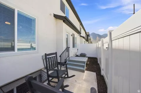 Exterior - 4732 S Alder Dr, Mapleton, UT 84664 photo 3 of 7