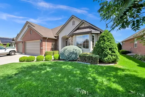 Exterior - 5584 S 250 E, Ogden, UT 84405 photo 2 of 7