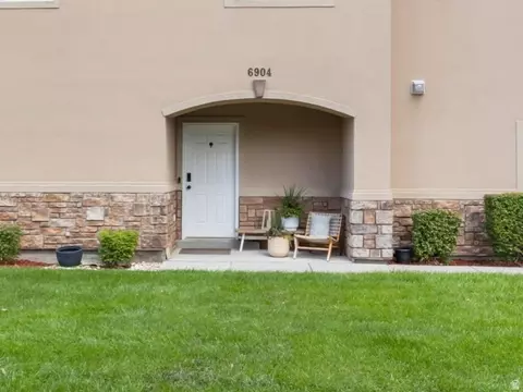 6904 W Ashby Way, West Valley City, UT 84128