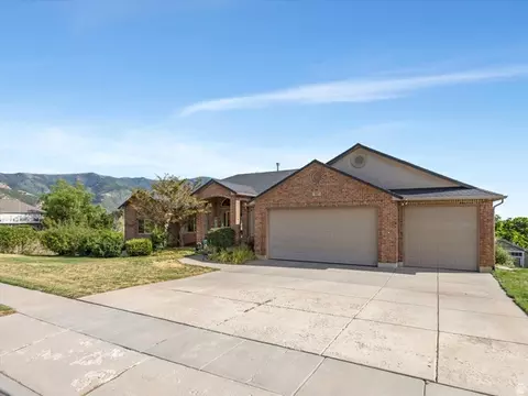 Exterior - 527 E 3575 N, North Ogden, UT 84414 photo 10 of 13