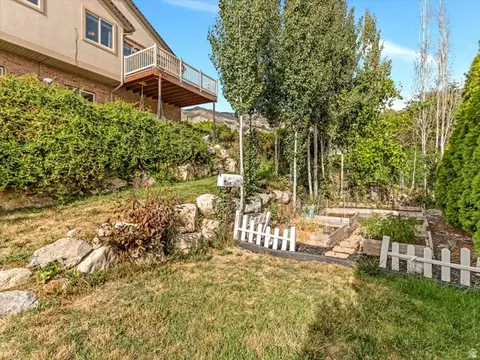 Exterior - 527 E 3575 N, North Ogden, UT 84414 photo 8 of 13