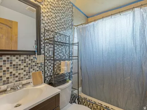 Bath - 527 E 3575 N, North Ogden, UT 84414 photo 3 of 3