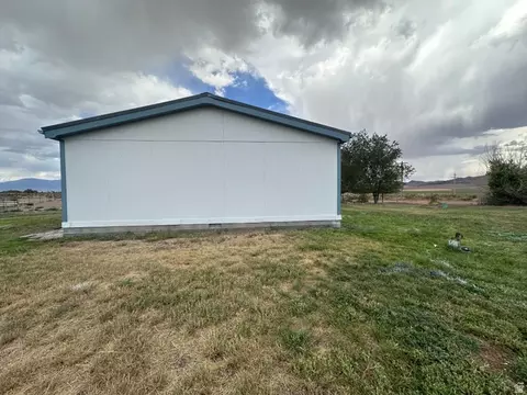 Exterior - 5785 S Canyon Rd, Garrison, UT 84728 photo 6 of 15