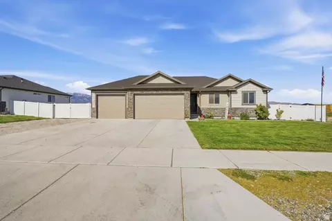 150 S Mustang Rd, Grantsville, UT 84029