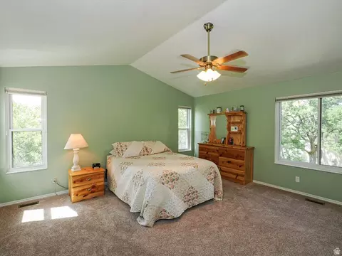 Bedroom - 2195 E 10300 S, Sandy, UT 84092 photo 1 of 6
