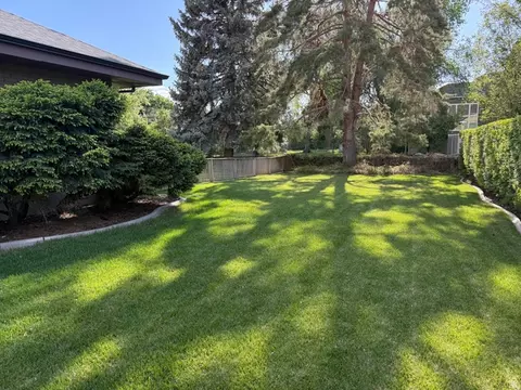 Exterior - 362 E 9150 S, Sandy, UT 84070 photo 10 of 16