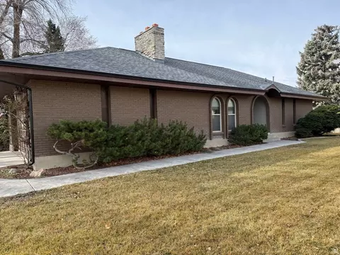Exterior - 362 E 9150 S, Sandy, UT 84070 photo 7 of 16