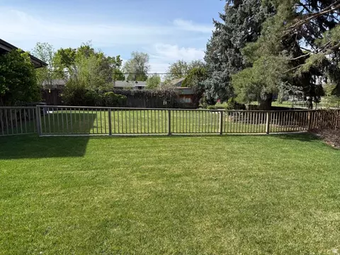 Exterior - 362 E 9150 S, Sandy, UT 84070 photo 5 of 16