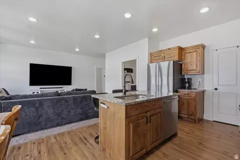 Kitchen - 628 S 380 E, Smithfield, UT 84335 photo 3 of 3