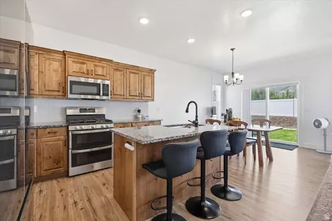 Kitchen - 628 S 380 E, Smithfield, UT 84335 photo 2 of 3