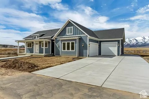 8077 N Bristle Cone Rd, Eagle Mountain, UT 84005