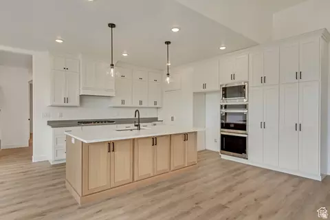 Kitchen - 8077 N Bristle Cone Rd, Eagle Mountain, UT 84005 photo 2 of 6