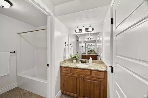 Bath - 140 E 690 S, Smithfield, UT 84335 photo 4 of 4
