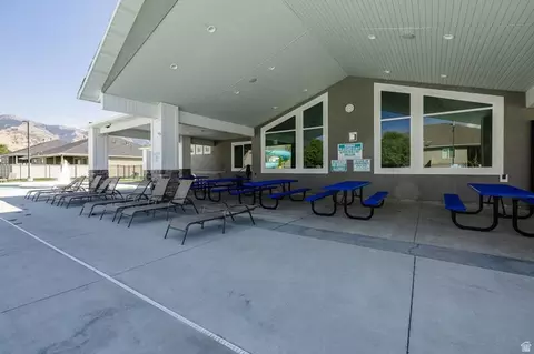 Exterior - 140 E 690 S, Smithfield, UT 84335 photo 3 of 6