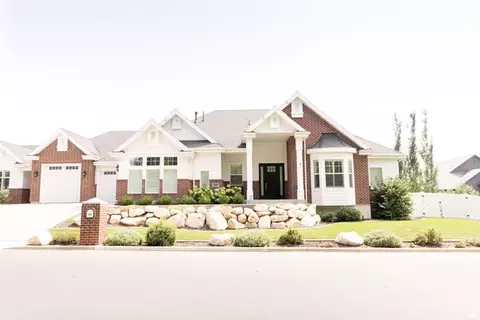 122 E 1050 N, Kaysville, UT 84037
