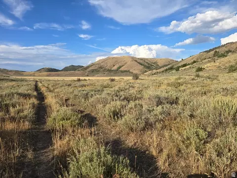 Undisclosed, Avon, UT 84328 photo 5