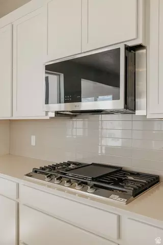 Kitchen - 5163 N Orange Stone Rd, Eagle Mountain, UT 84005 photo 7 of 8
