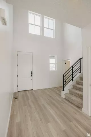 Entry Way - 5163 N Orange Stone Rd, Eagle Mountain, UT 84005 photo 2 of 12