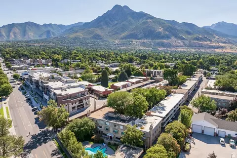 View/Area - 2220 E Murray Holladay Rd #80, Holladay, UT 84117 photo 2 of 10